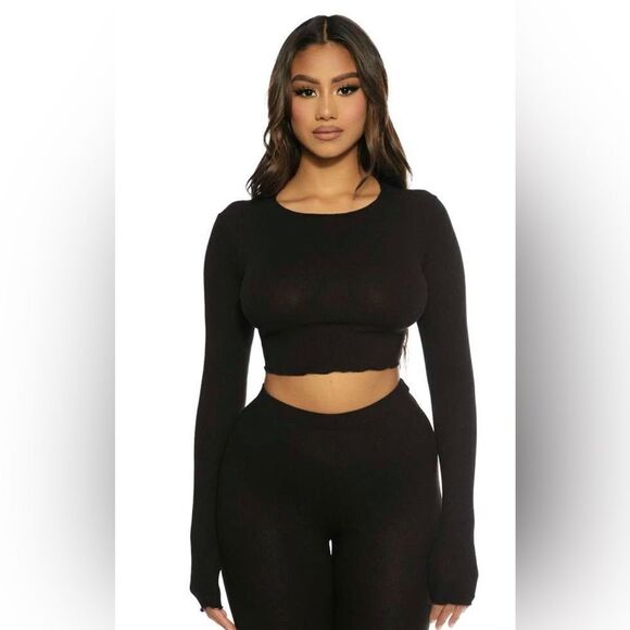 NWT- Naked Wardrobe Long Sleeve Crop- Large - Picture 1 of 4